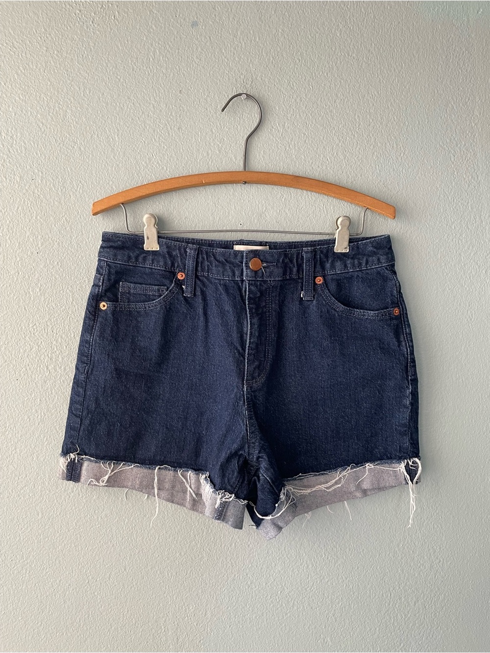 5/$25🌱 Universal Thread | Dark Wash Vintage Midi Cuffed Jean Shorts